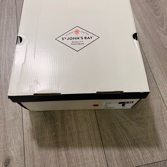 St. John’s Bay boots - Picture 4 of 7